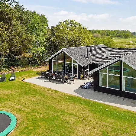 14 Person Holiday In * Glesborg
